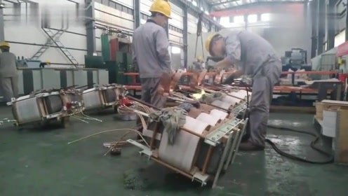 廣東深圳 工廠小伙工資發了8700多,每月都是月光族,錢到底去哪了