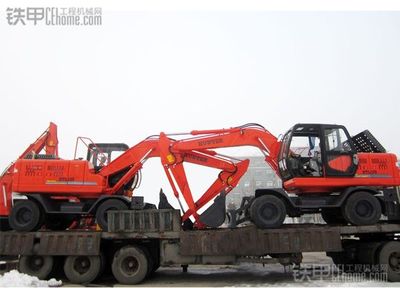 恒特重工出口阿爾及利亞2013年首批挖掘機啟運_鐵甲工程機械網