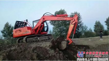 恒特重工“金秋服務萬里行”之赤峰二